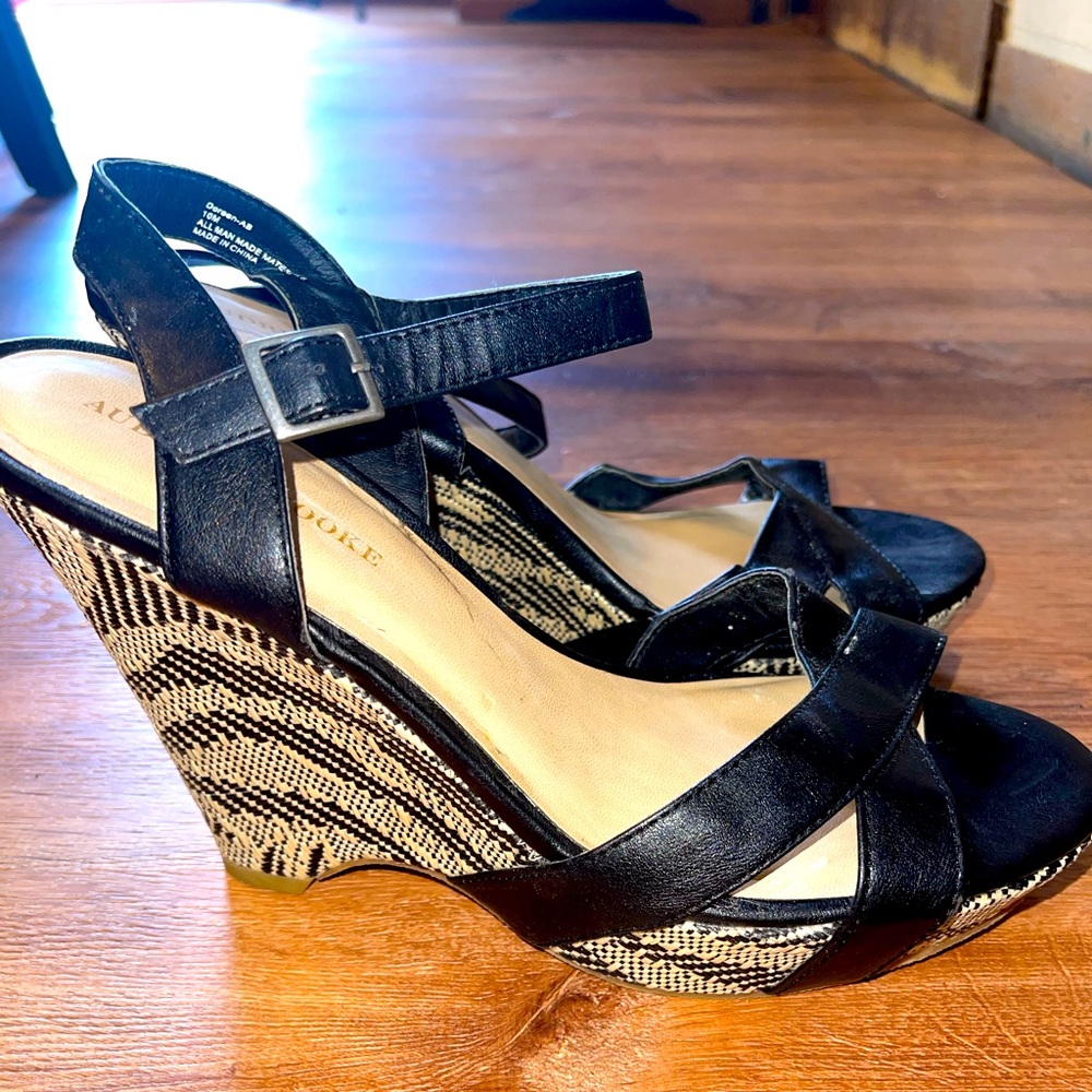 Audrey Brooke Patterned Wedge